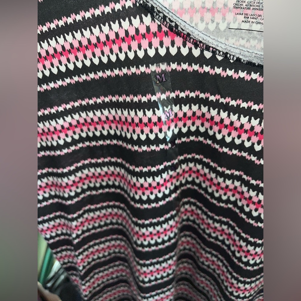 Victorias Secret Long Sleeve Nightgown/ Night Shirt - size M- **NEVER WORN** - Picture 2 of 4
